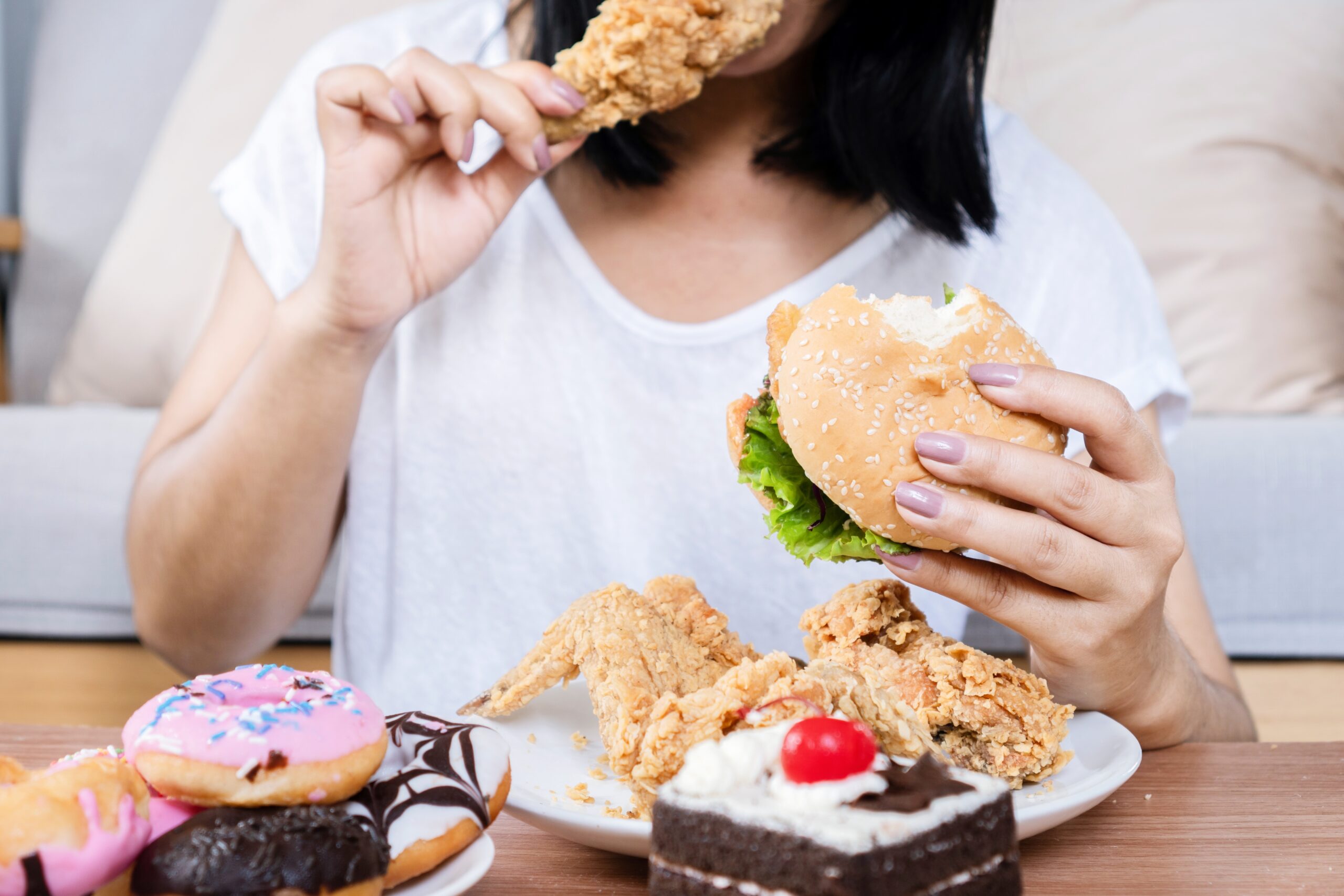 unhealthy eating habit scaled
